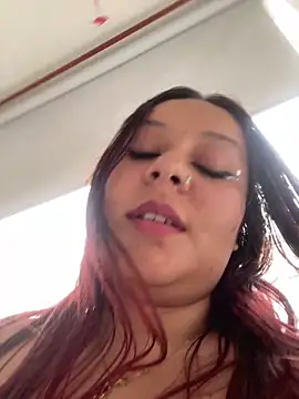 Živá chatovací místnost Nahia_Baker4