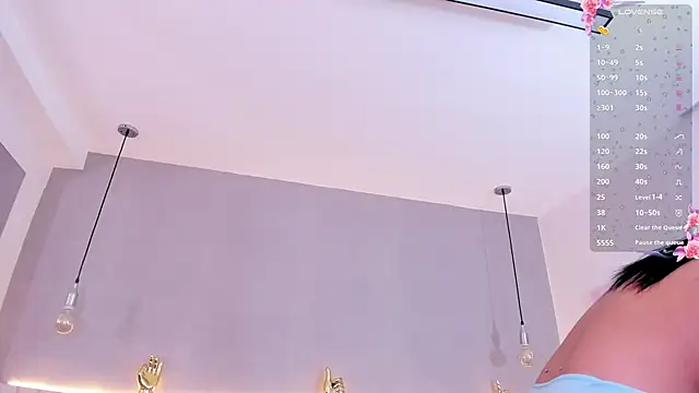 Zoebluntone's Live Chat Room