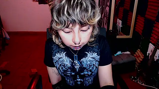 Cute_Chrixxx's Live XXX Chat