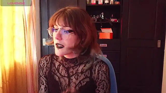 Rossiee_huntt's Live Chat Room