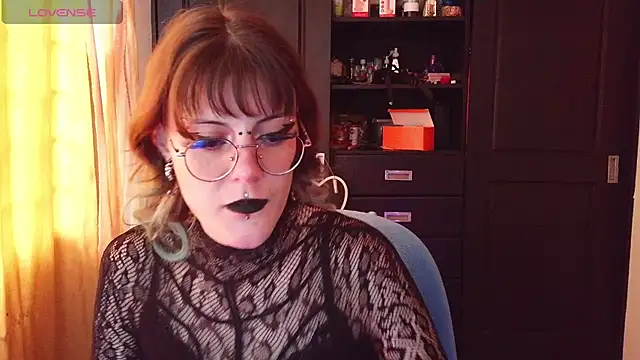 Rossiee_huntt Live Chatraum