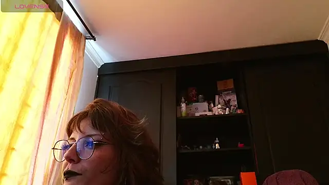 Chat soba uživo modela Rossiee_huntt