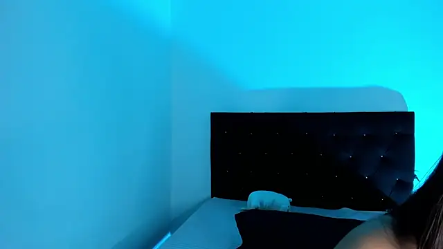 חדר צ'אט בשידור חי של HayleyRoss_