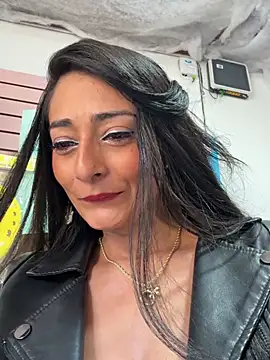 IsabellaMariet Cameră chat live