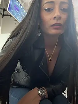 IsabellaMariet Adlı Modelin Canlı Sohbet Odası