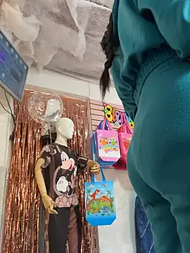 Chat soba uživo modela IsabellaMariet