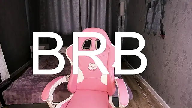 Julia_Shyy Live Chatraum