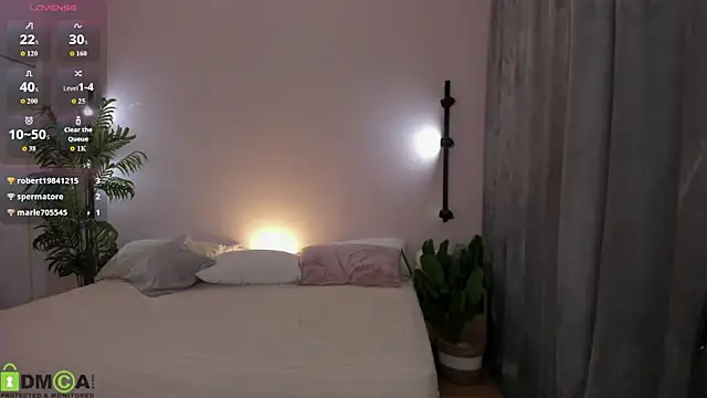 Sasha_Misss Adlı Modelin Canlı Sohbet Odası