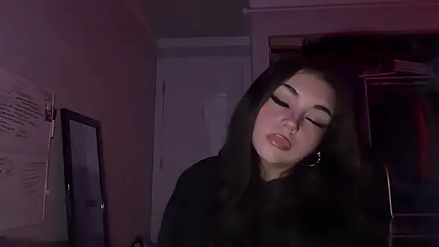 Maddieblairxo's Live Sex Cam Show