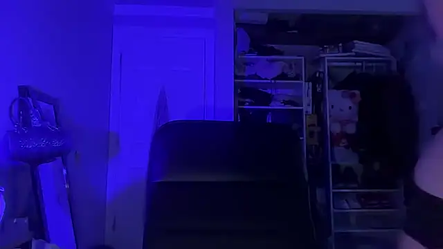 Živá chatovací místnost Maddieblairxo