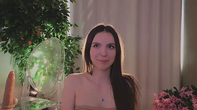 Alice-Lidel Adlı Modelin Canlı Sohbet Odası