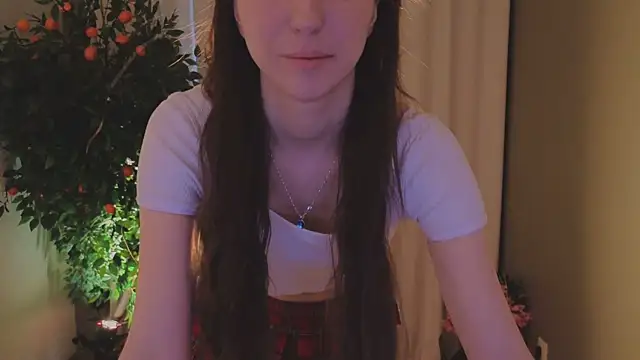 Alice-Lidel Adlı Modelin Canlı Sohbet Odası
