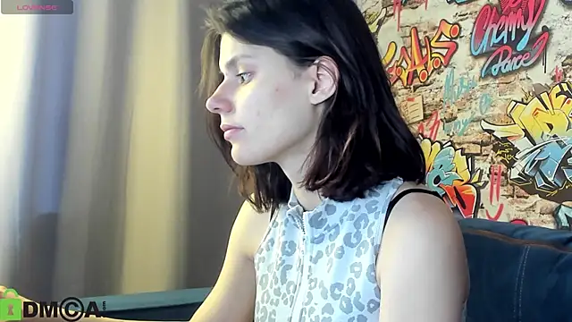 Sala de chat en directo de Kira_Be11