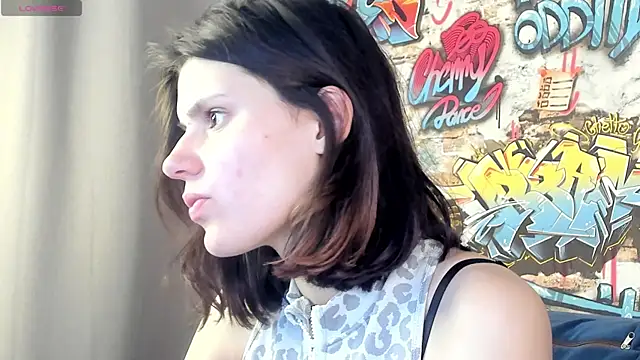 Sala de chat ao vivo de Kira_Be11