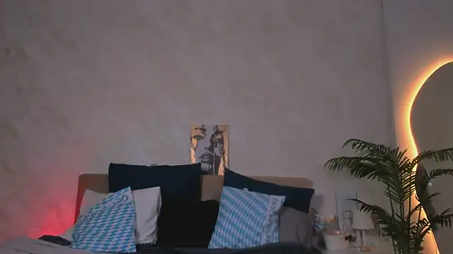 YukiLuna_ чат на живо