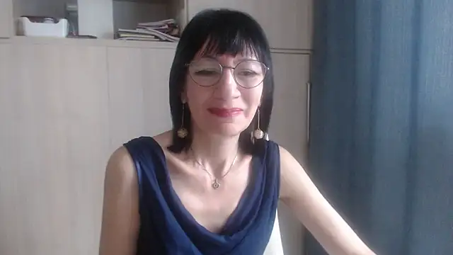 חדר צ'אט בשידור חי של EricaBloom95