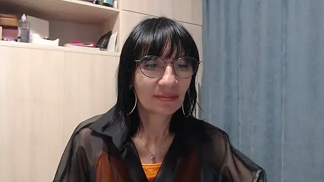 Živá chatovací místnost EricaBloom95