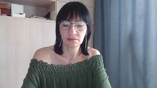 EricaBloom95 লাইভ চ্যাট রুম