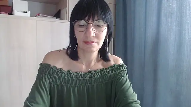 EricaBloom95n Live chat-huone