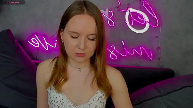 Emmaa_Kimm Live chatroom
