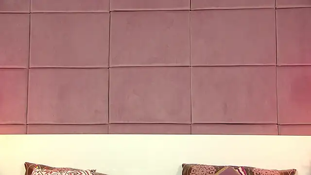 LunnaHayes Ruang Obrolan Langsung