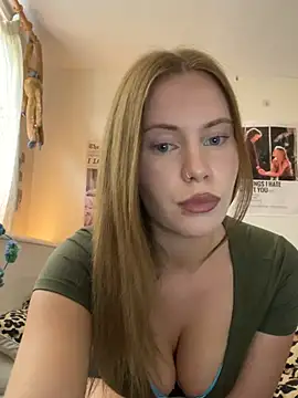 Živá chatovací místnost Young_Lizzie