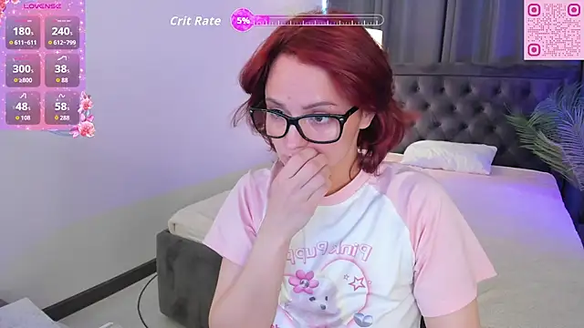 T-Rinni Adlı Modelin Canlı Sohbet Odası