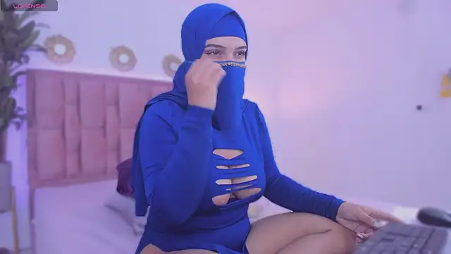 Ashley_sakina's Live Chat Room