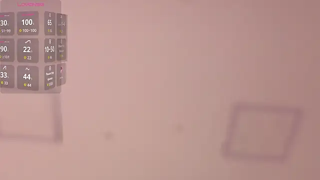 sofia_Foxx_1's Live Chat Room