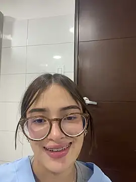 Sweet_Milaa1 – live chatrum