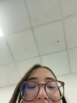 Sweet_Milaa1 실시간 채팅방