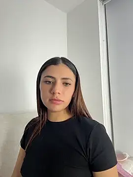 EmilyCxxのライブチャットルーム