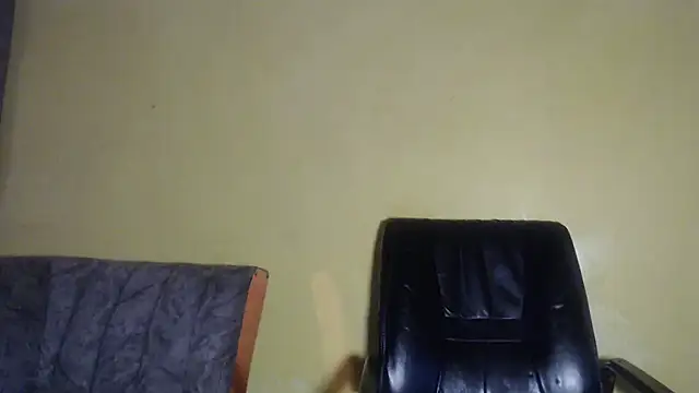 Pretty_nilah Adlı Modelin Canlı Sohbet Odası