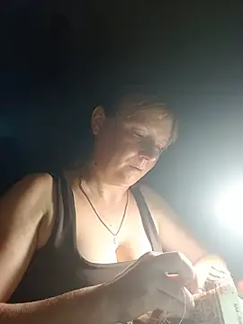 MikkiLove777 – live chatrum
