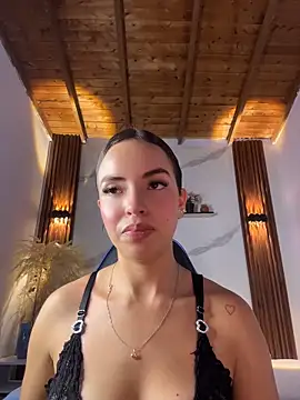 Živá chatovací místnost catalina_lafer