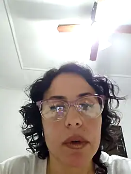 Rebelchocolate – live chatrum
