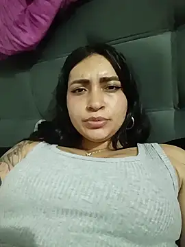 Sky__19 Live Chatraum