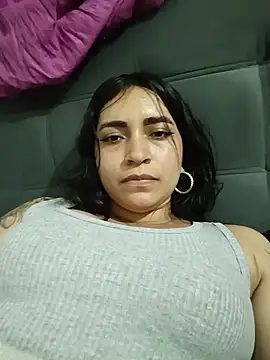 Sky__19 Live Chatrum