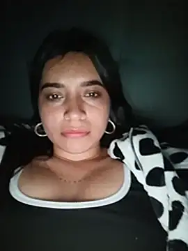 Sky__19's Live Chat Room