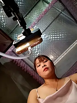 Hazel_Novaのライブチャットルーム