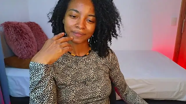Chat soba uživo modela kristinereyes_