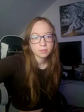 Freaky-Doll Cameră chat live