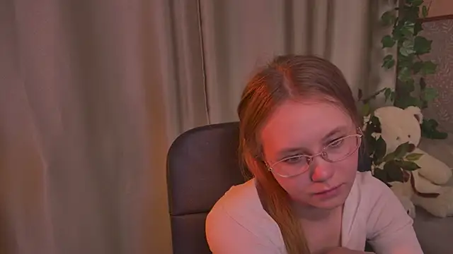FloraLarsson Cameră chat live