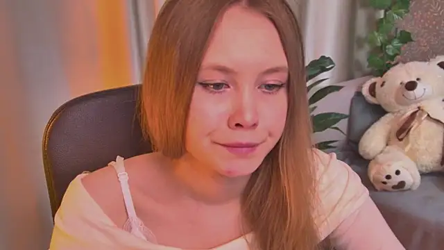 ห้องแชทสดของ FloraLarsson