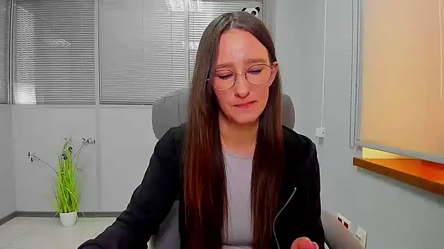 غرفة دردشة Olimia المباشرة