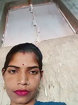 חדר צ'אט בשידור חי של Khushi_lodha