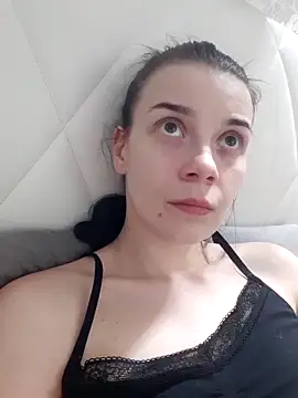 Chat soba uživo modela LunaAdika777
