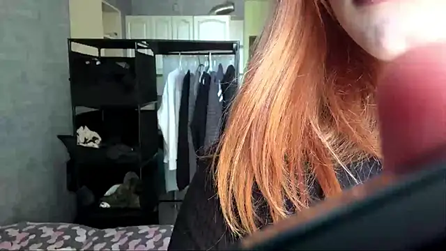 Sala de chat ao vivo de diaphX