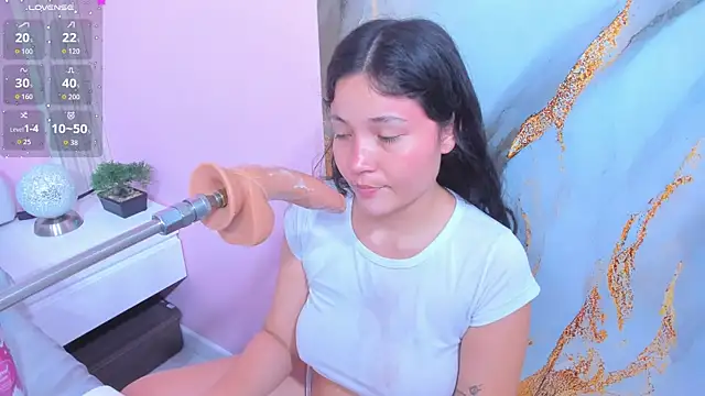 Chat soba uživo modela Cami_taniel