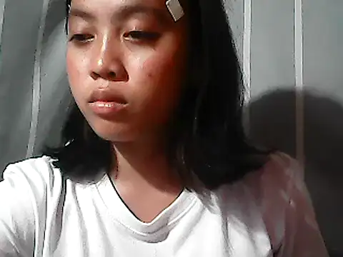 Yours_AsianPinayGirl18 чат на живо